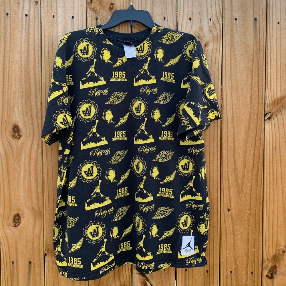 Vintage Air Jordan Flight Club since 1985 All Over Print T-shirt Size L